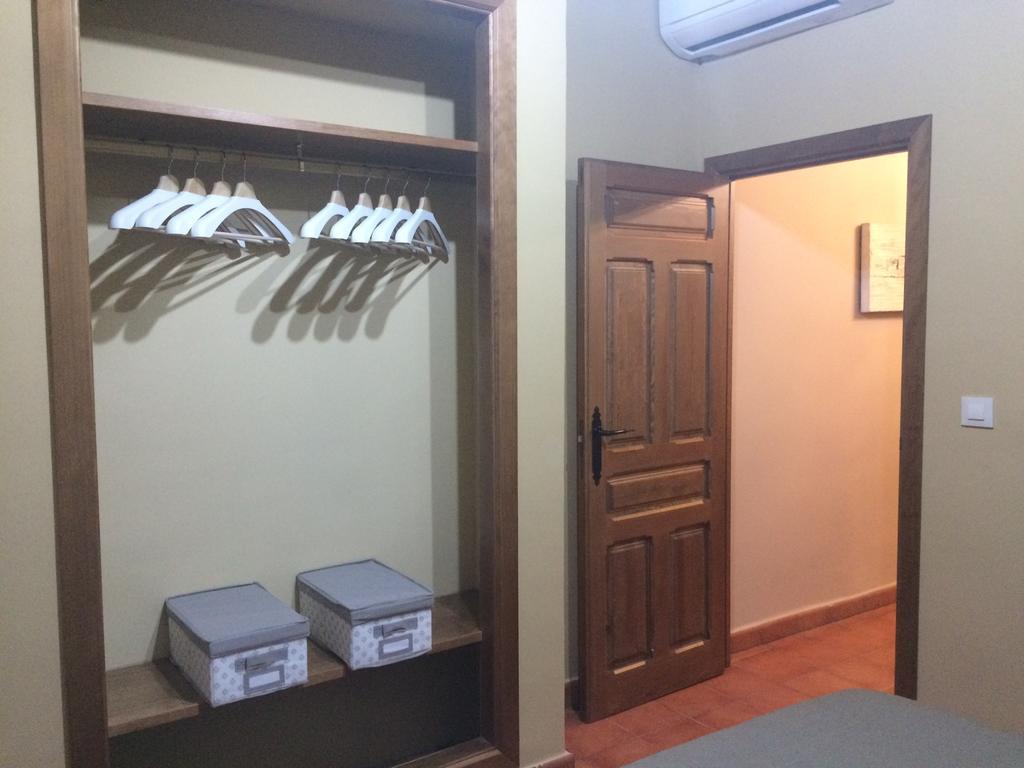 Apartamentos Coliseo Toledo Ngoại thất bức ảnh